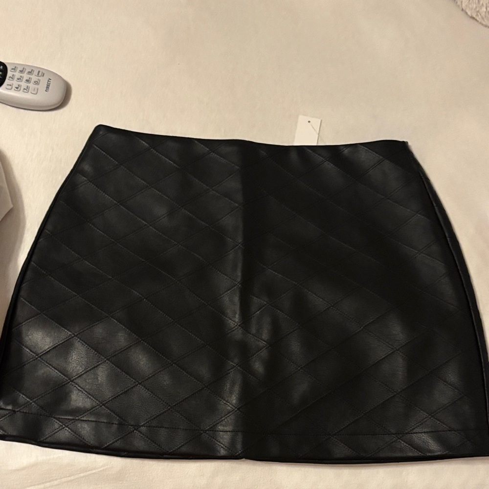 The Workshop faux black leather quilted skirt- size L